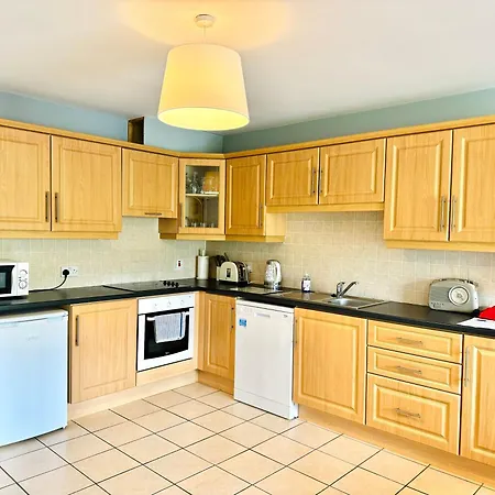 House No 3 Lispole Homes دينغل