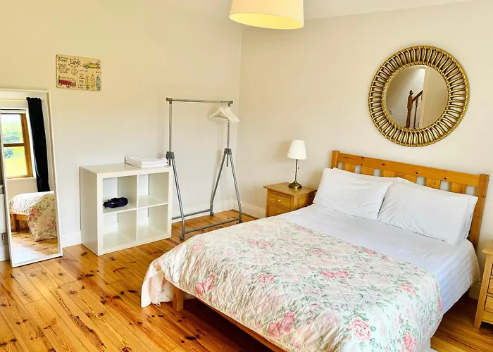 Semesterbostad House No 3 Lispole Homes Dingle